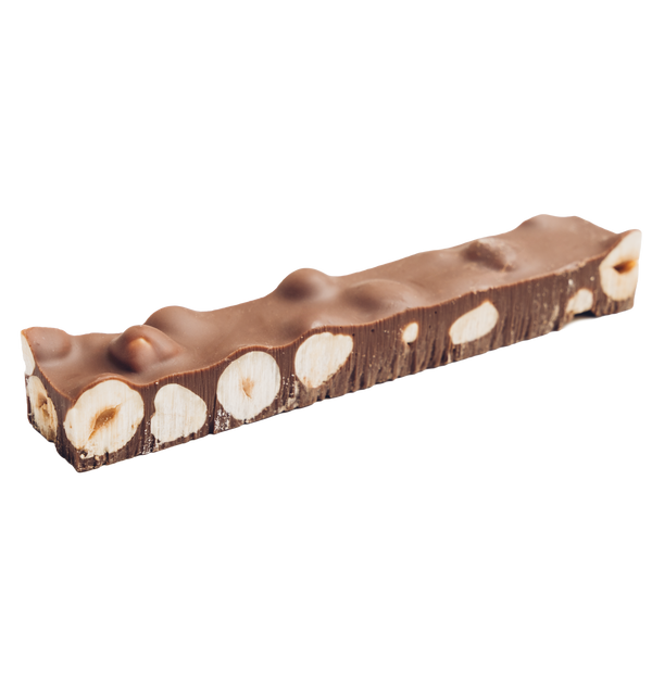 Barre de chocolat au lait aux noisettes entières
